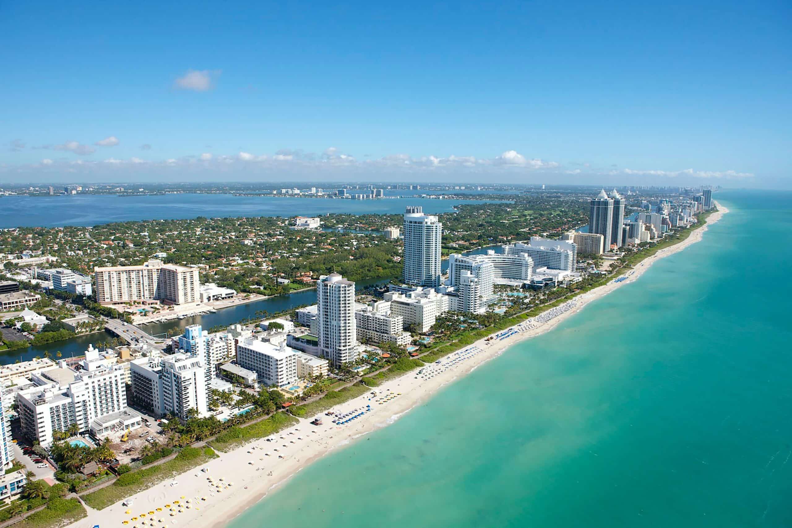 Costa de Miami desde el aire